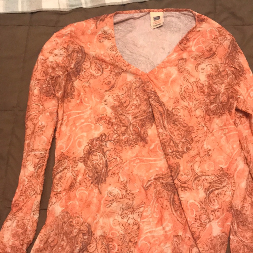 Beautiful long sleeve lightweight blouse